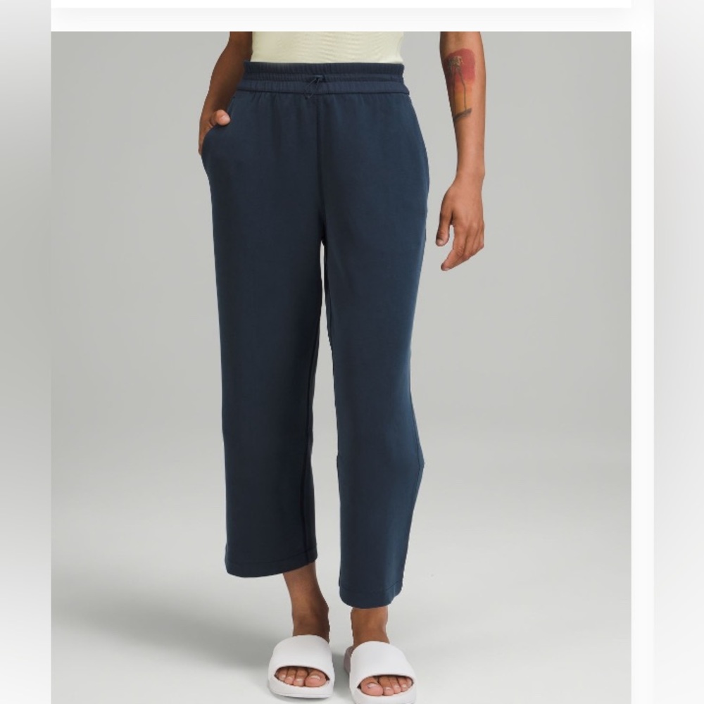 lululemon athletica Straight Leg Pants - Soft stream High Rise - Navy
